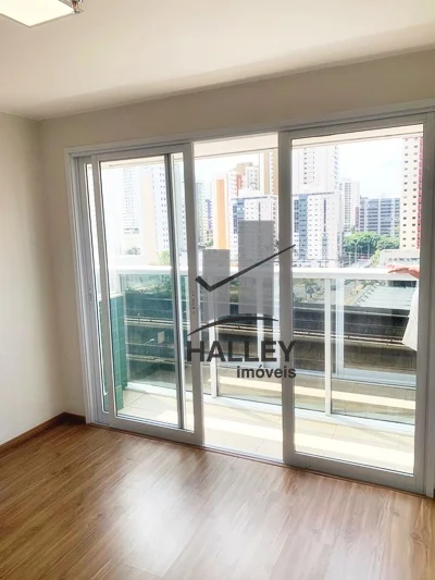 Sala comercial reformada no Edifício Le Quartier – Águas Claras